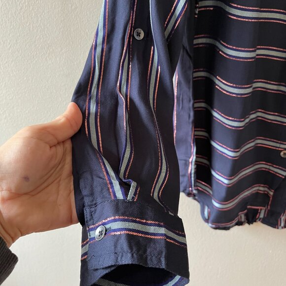 Dressbarn Sz XS Womens Navy Blue Metallic Striped Button Down Shirt Roll Tab Sly - Picture 3 of 8